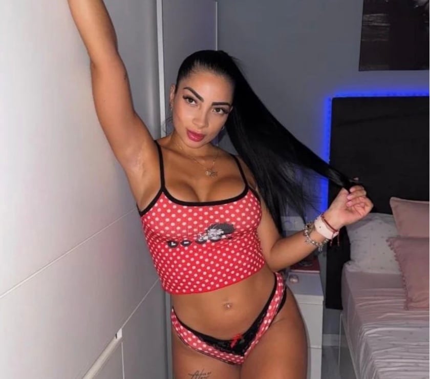Escorts East London Stratford - East London - Photos for Bruna Brazilian 🇧🇷❤️