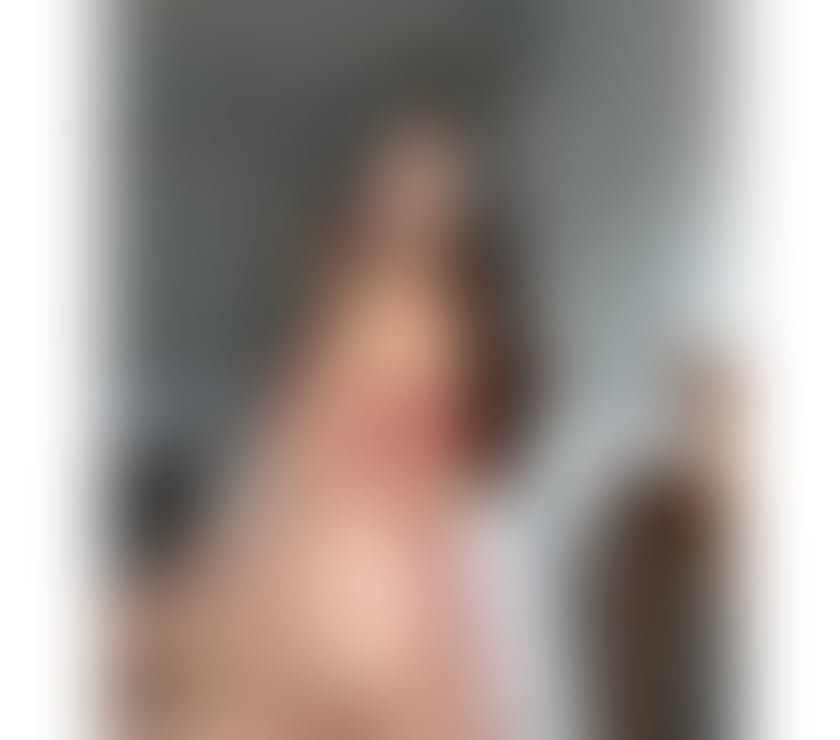 Escorts South East London Woolwich - South East London - Photos for ♥️Sexy hot Latina Carolina ready to party 🍾🥳