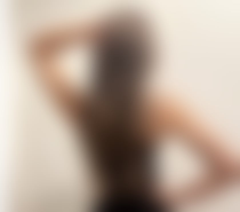 💋English Petite Escort Party Girl Late Nights