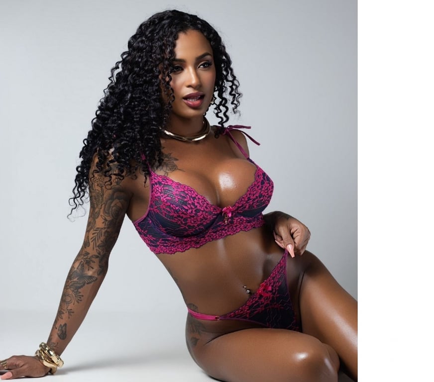 Trans Escorts East London All Saints - DLR Station - East London - Photos for NAUGHT BLACK NAUGHTY GIRL