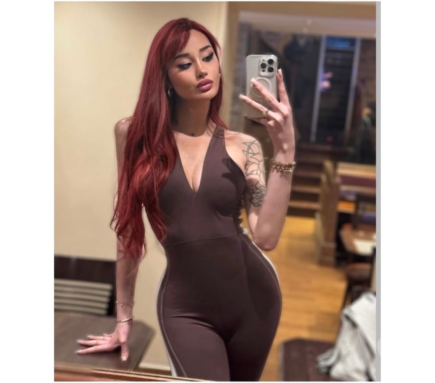 Trans Escorts Wiltshire Melksham - Wiltshire - Photos for Sexy red 😍 trans girl 👧 💛