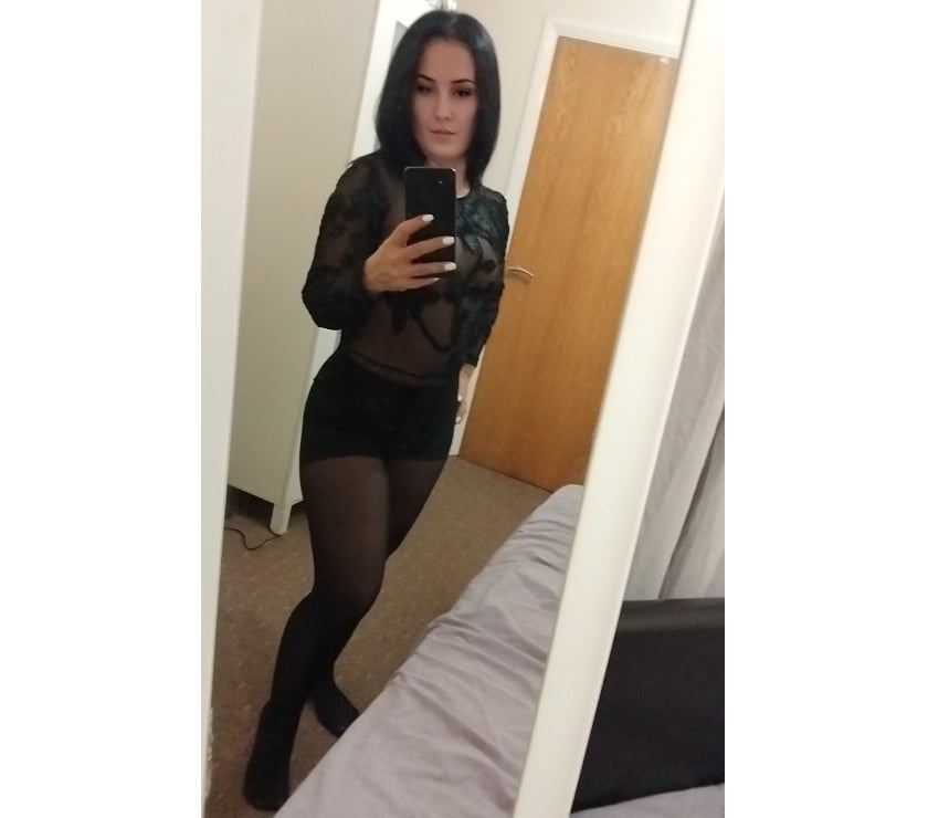 Escorts West Yorkshire Leeds - Photos for ✨ Petite, delicate & naturally sexy…