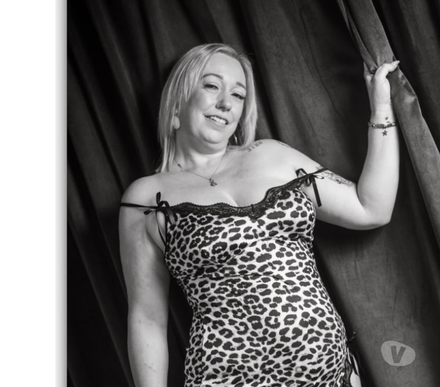 Adult Entertainment South Yorkshire Sheffield - Photos for Phone chat-Mature model