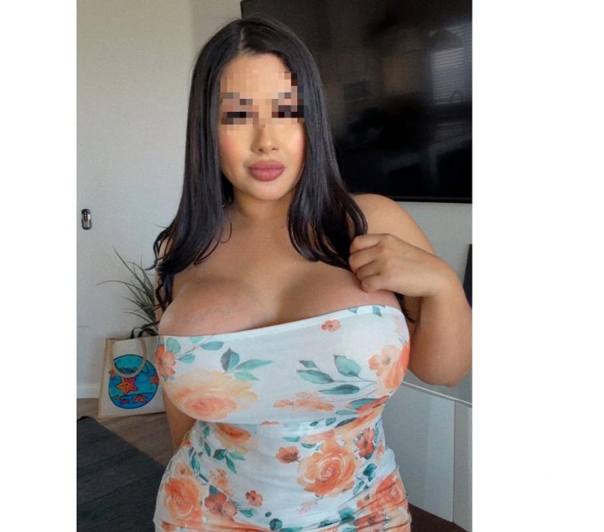 Escorts East London East Ham Station - East London - Photos for ❤️THEBEST 😌😋GFE❤️OWO😈