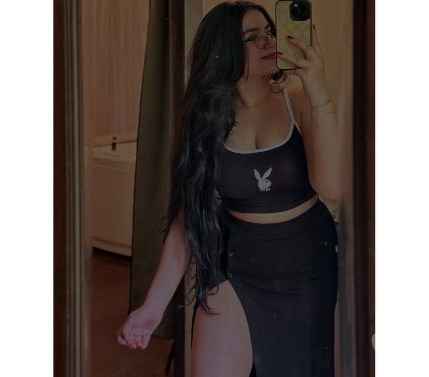 Escorts East London Stratford - DLR Station - East London - Photos for Friendly and Cutee Queen - Asian Very Hot Escort.