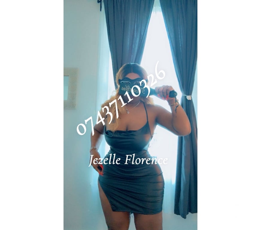 Escorts East London Canary Wharf - DLR Station - East London - Photos for THE New🌹Canadian Big A$$ 🌺Ebony 07437110326
