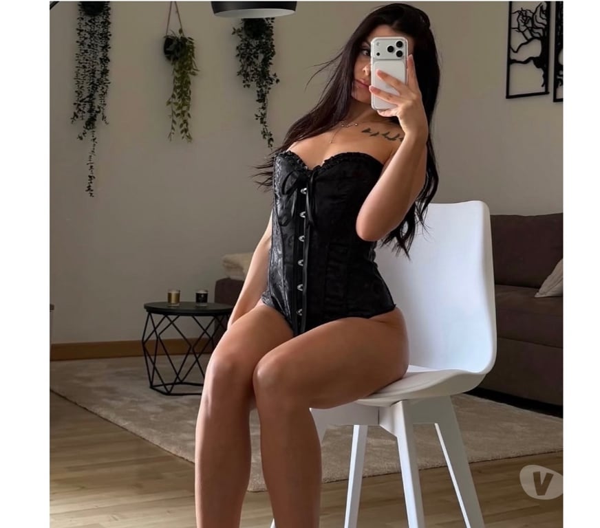 Escorts Hertfordshire Hertsmere - Photos for Outcall Stunning Latina