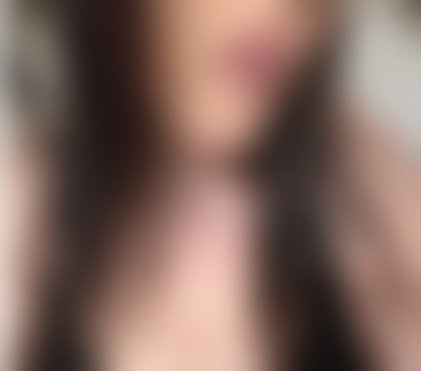  Escorts Moston Manchester - Photos for Sky sexy busty curvy lady