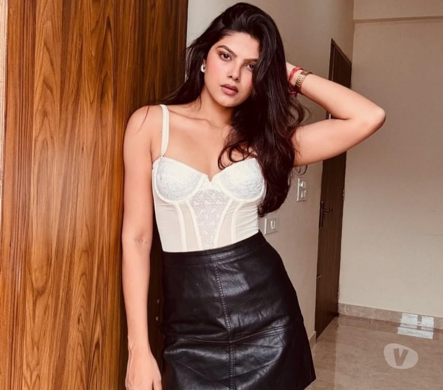 Escorts Hertfordshire Watford - Photos for Hot babe for full girlfriend experiene is available