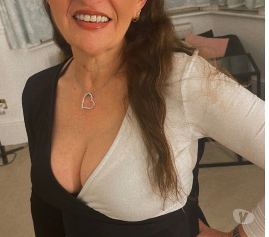 Escorts East London Forest Gate - East London - Photos for Tantric and Deep tissue mix by the sweet Sandra xx