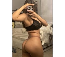 Hello, I'm Sofia, a Latin bombshell