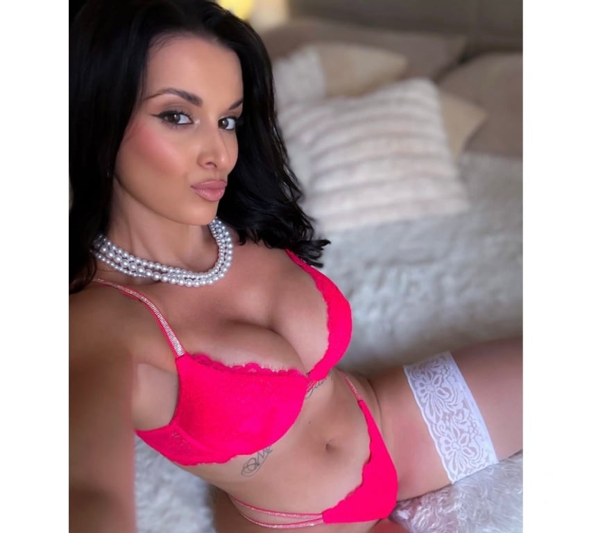 Escorts Greater Manchester Manchester - Photos for Hello guys,best services 💯Party girl 😁