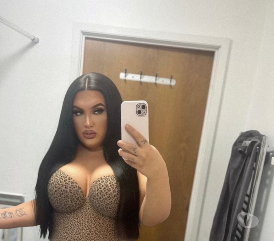 Escorts East London East Ham - East London - Photos for FAT BOOTY TRANS AMELIA 🍑👄💝