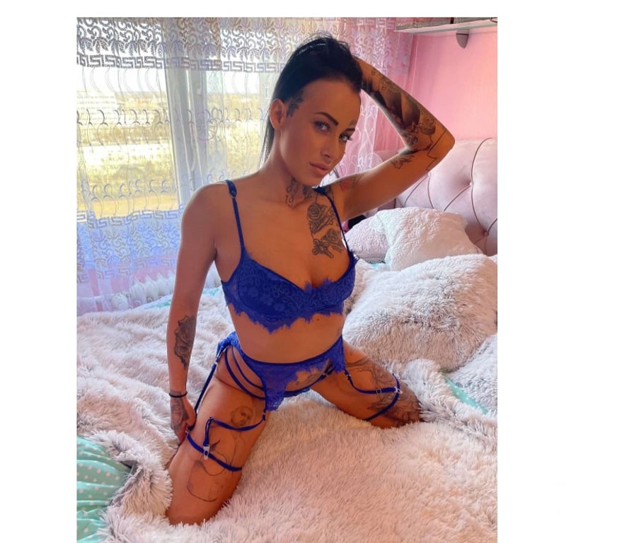 Escorts Greater Manchester Bolton - Photos for Kendra hot and sexy Lady 🥰