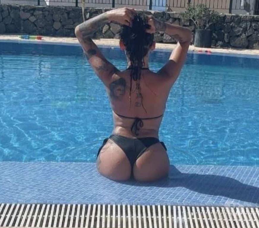 Escorts Greater Manchester Bolton - Photos for Kendra hot and sexy Lady 🥰