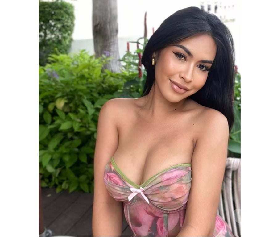 Escorts West Northamptonshire Northampton - West Northamptonshire - Photos for Thailand Rose 1 week only