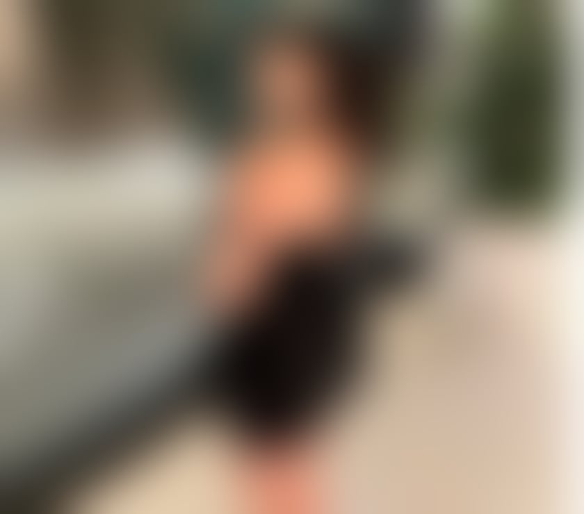 Escorts West Yorkshire Leeds - Photos for Elegant indian woman available now in beeston