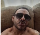 Single Man Looking For Woman