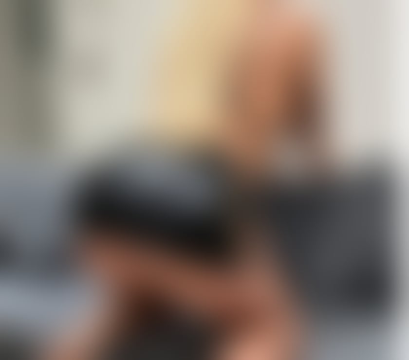 Escorts Nottinghamshire Nottingham - Photos for Cleo hot massage