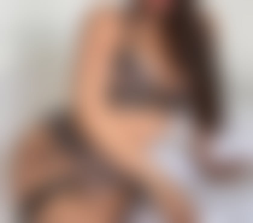 Escorts West Midlands Solihull - Photos for Hi I'm Jasmin New party girl in town only outcall 🍾