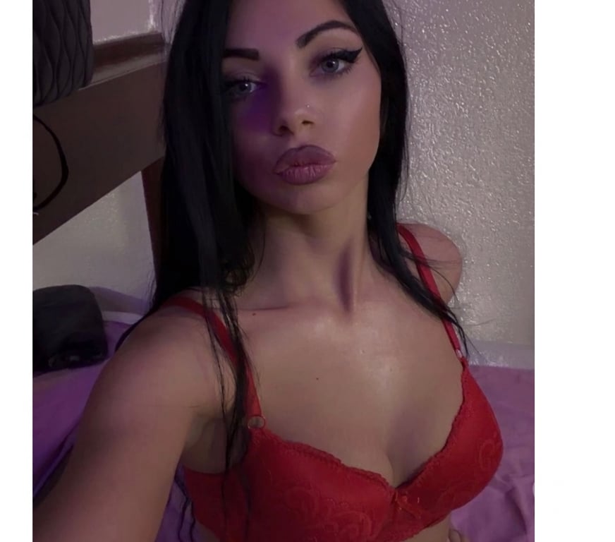 Escorts West Midlands Sandwell - Photos for 💋My name is Alexandra, new to you in town.❤️💋🤫