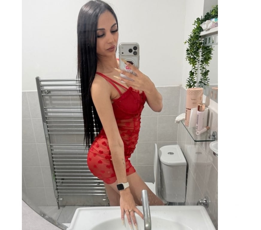 Escorts East London Canary Wharf - East London - Photos for 🍭LORA🍭BEST 🫦OWO👅🍭SWEET🍭PARTY🔥