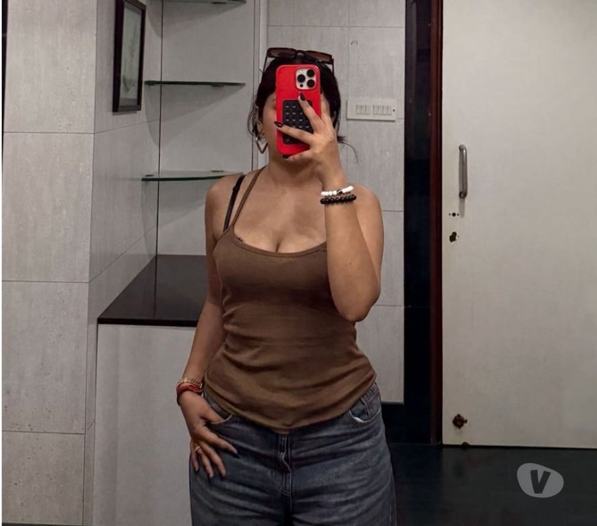 Escorts West Northamptonshire Northampton - West Northamptonshire - Photos for Bright smiling Indian women in northampton