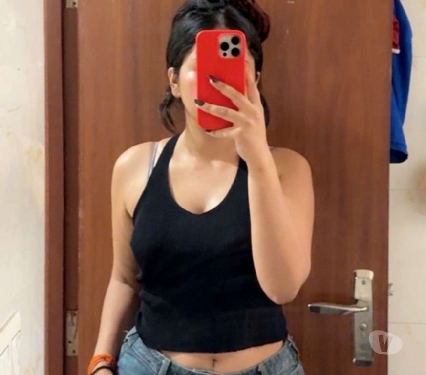 Escorts West Northamptonshire Northampton - West Northamptonshire - Photos for Bright smiling Indian women in northampton