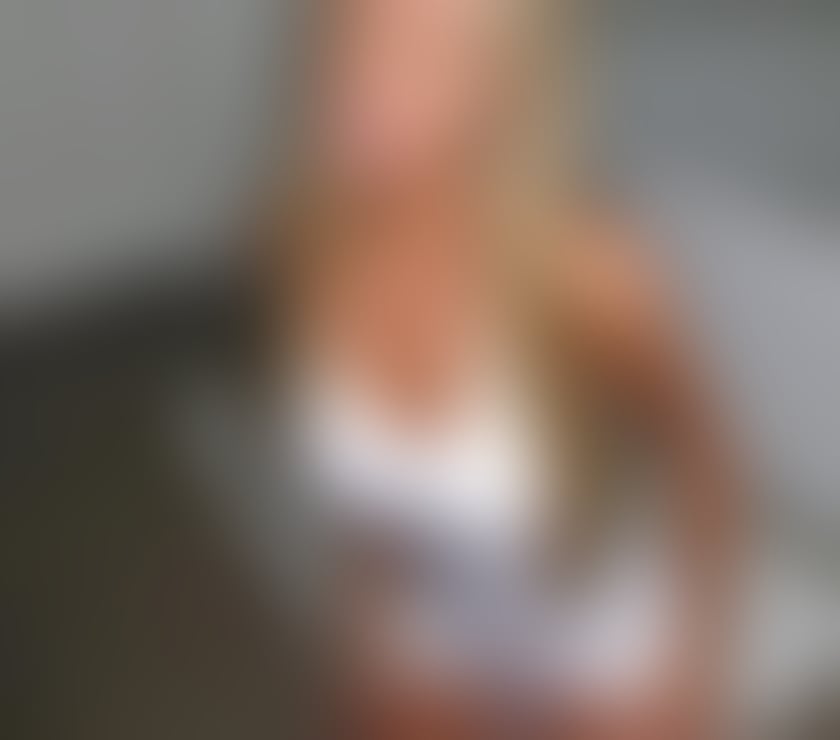 NEW GIRL IN YOUR TOWN LOVE ❤️ 🥳