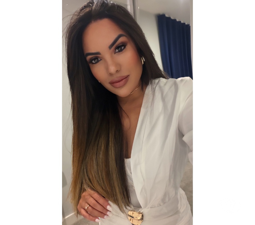 Escorts South West London Kew Gardens Station - South West London - Photos for PARTY BRAZILIAN GIRL 🇧🇷🍾