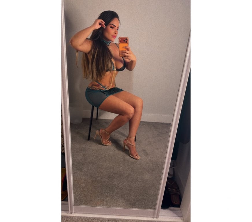 Escorts South West London Kew Gardens Station - South West London - Photos for 🔥🔥 Rayka 🔥🔥 BRAZILIAN 🇧🇷