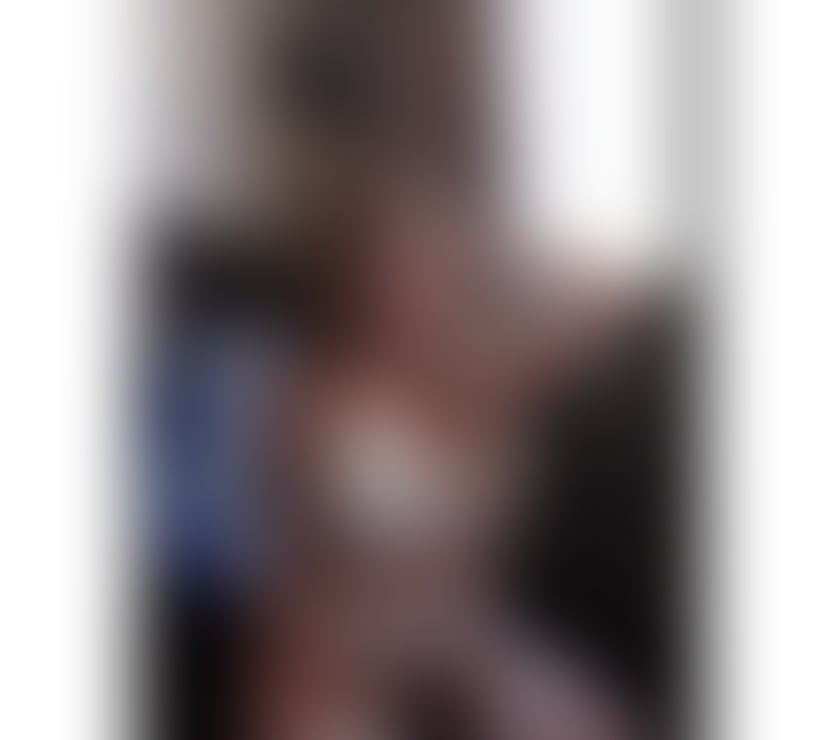 Party girl 🍾💖 Alana