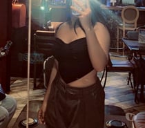 Hottest 💯 indian available,,fun,, party 🎉💖