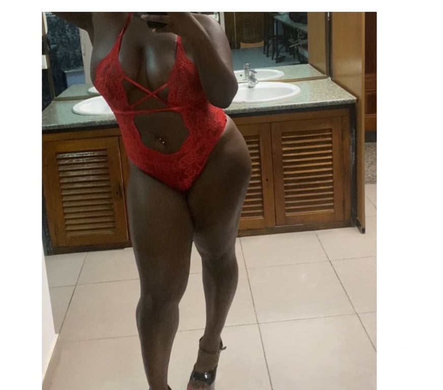 Escorts Hampshire Basingstoke and Deane - Photos for CURVY BLACK BRITISH QUEEN🇬🇧👸🏿