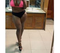 CURVY BLACK BRITISH QUEEN🇬🇧👸🏿