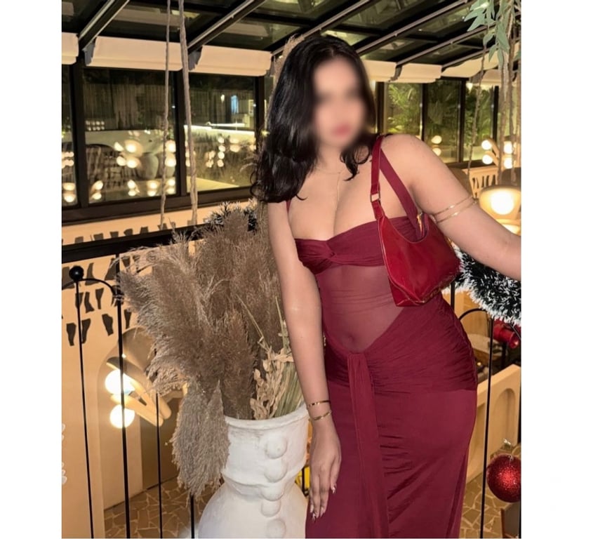 Escorts Greater Manchester Bolton - Photos for Elegant Indian lady in Bolton