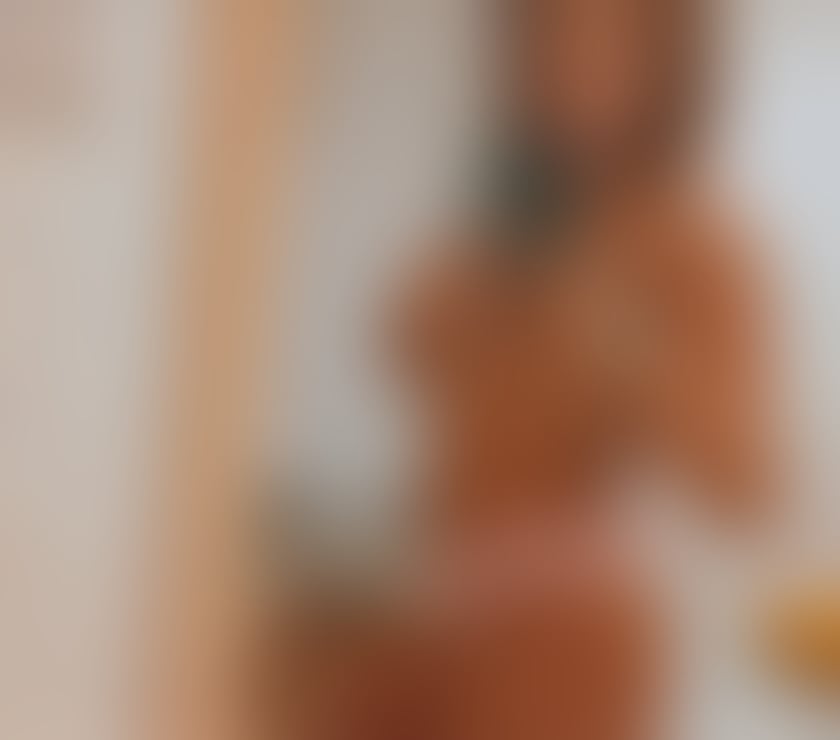  Escorts Dollis Hill Station North West London - Photos for Bruna hot and Karol 🔥🍑🍆