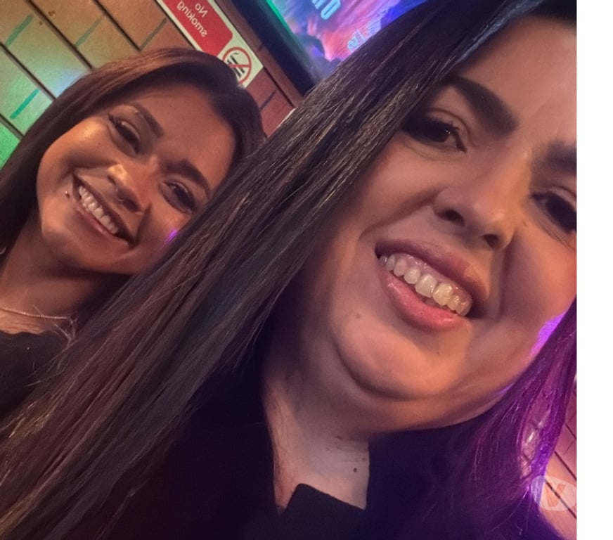 Escorts North West London Dollis Hill - North West London - Photos for Bruna hot and Karol 🔥🍑🍆