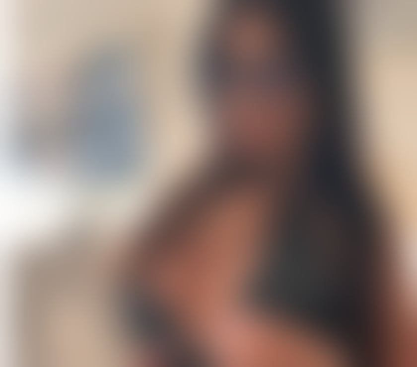 Escorts Birmingham Birmingham - Photos for Brunette, slim, and simply irresistible