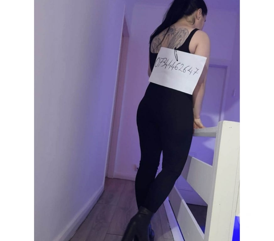 Escorts West Midlands Dudley - Photos for New here 💯real best service incall & outcall
