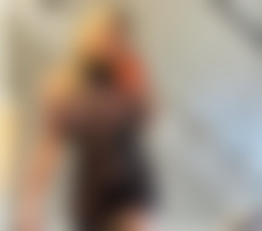 Escorts Surrey Woking - Photos for Discreet Luxury Companion