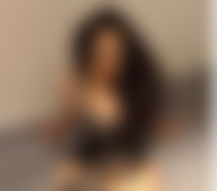  Escorts Manchester City Centre Manchester - Photos for 18y BRAZILIAN QUEEN👸🏻