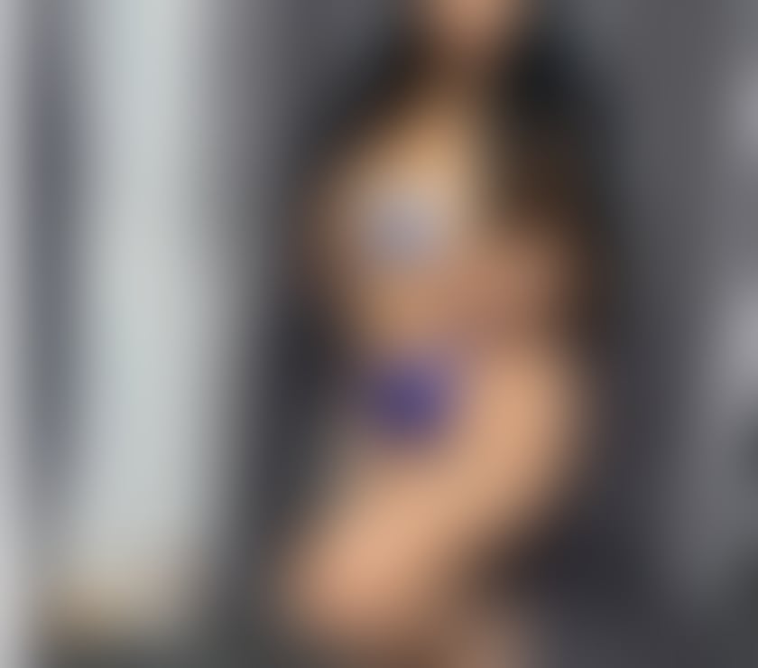  Escorts Edinburgh Old Town Edinburgh - Photos for Queen of party new in town incall outcall disponible