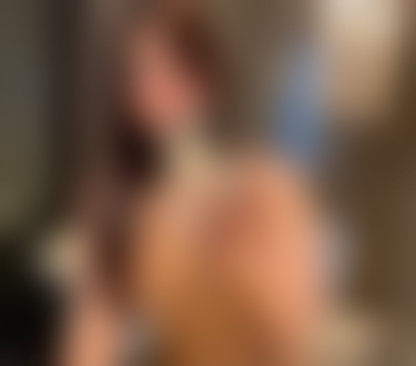 Indian hot and curvy girl available now 😍🙈