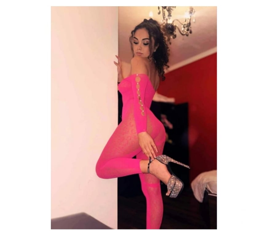 Escorts Tyne and Wear Newcastle upon Tyne - Photos for NEW BRUNETTE 🔞 HIGH CLASS NAUGHTY BRUNETTE 👅🍑.