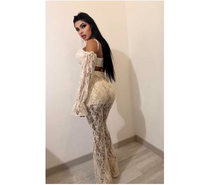  Escorts Greet Birmingham - Photos for Hello,🤍 I'm new here, Party girls🤍