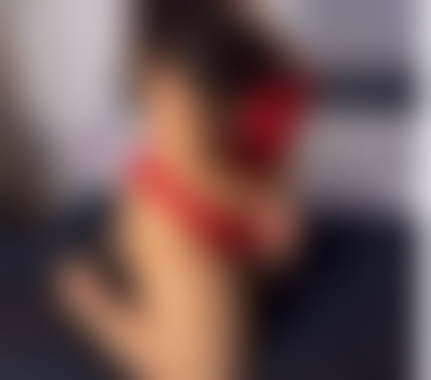 Escorts Surrey Epsom and Ewell - Photos for Juliana big curvas