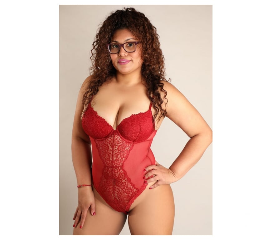 Escorts Devon Exeter - Photos for Charming Latina with Natural Allure – Classy & Genuine