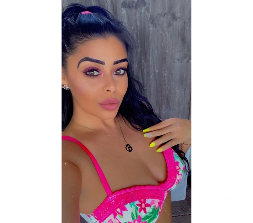 Escorts North West London Alperton - North West London - Photos for BRUNETTE ZAFIRA IN TOWN💣🍫📲💦🍑🔞