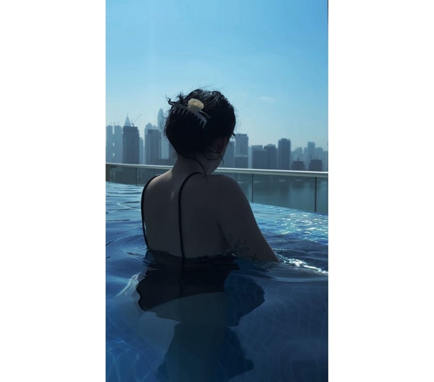 Escorts East London East Ham - East London - Photos for 💎 Lisa — 19 • Petite • Luxury & Mystery 💎